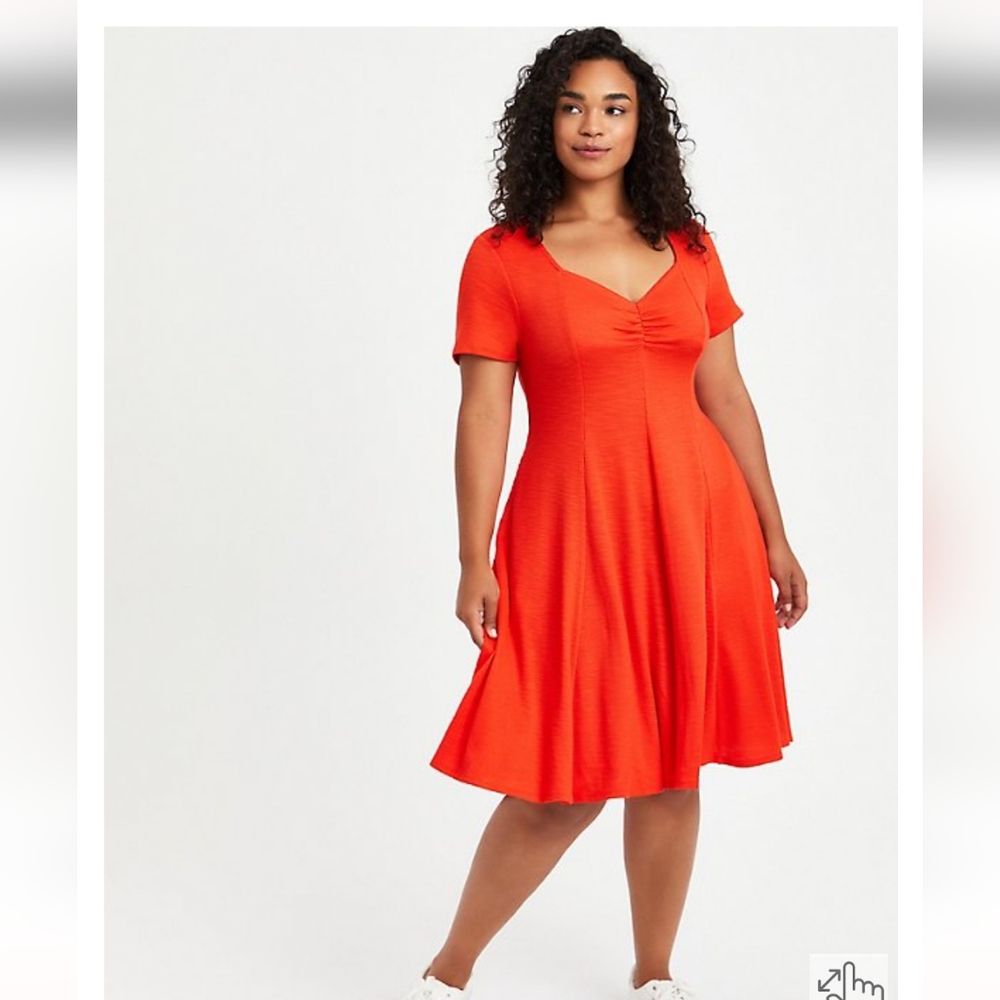 MINI SLUB RIB FLUTED DRESS